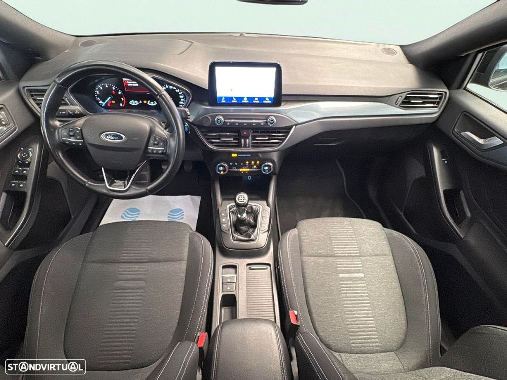 Ford Focus SW 1.0 EcoBoost Active - 14