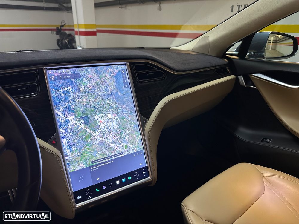 Tesla Model S P85D - 15