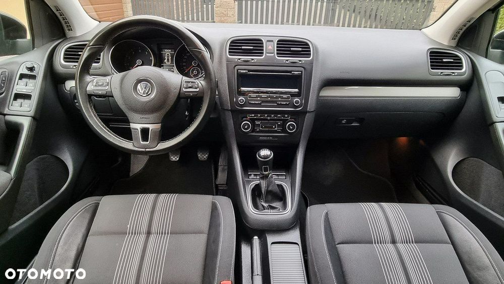 Volkswagen Golf - 14