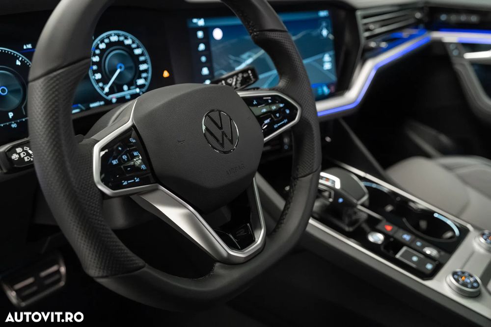 Volkswagen Touareg V6 TDI 4MOTION R-Line - 18