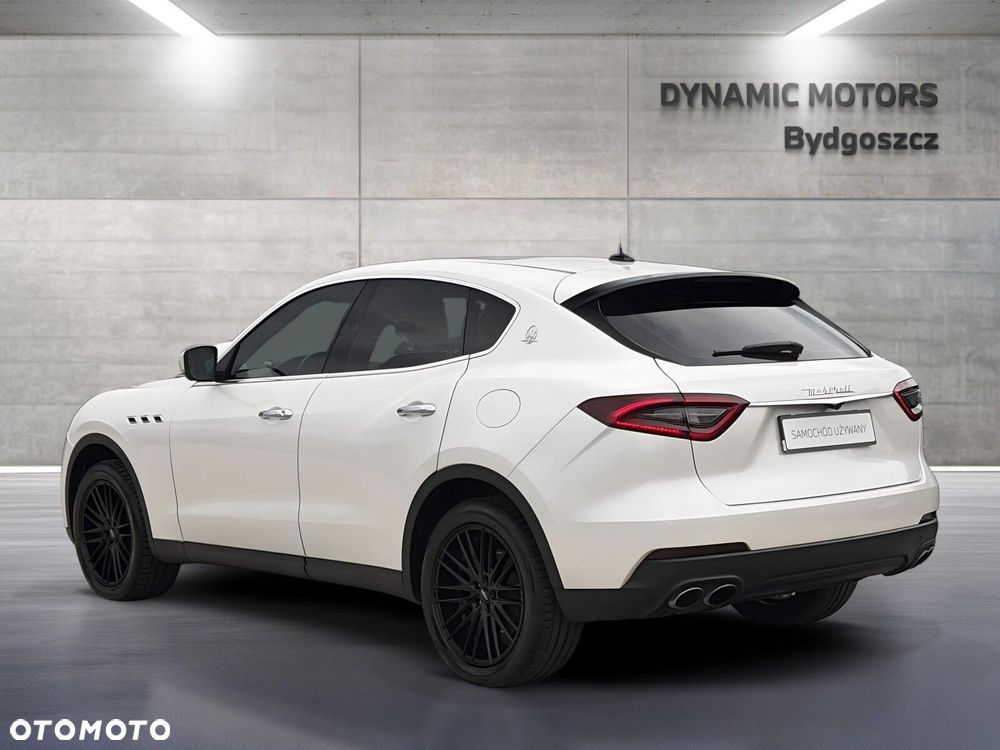 Maserati Levante - 4