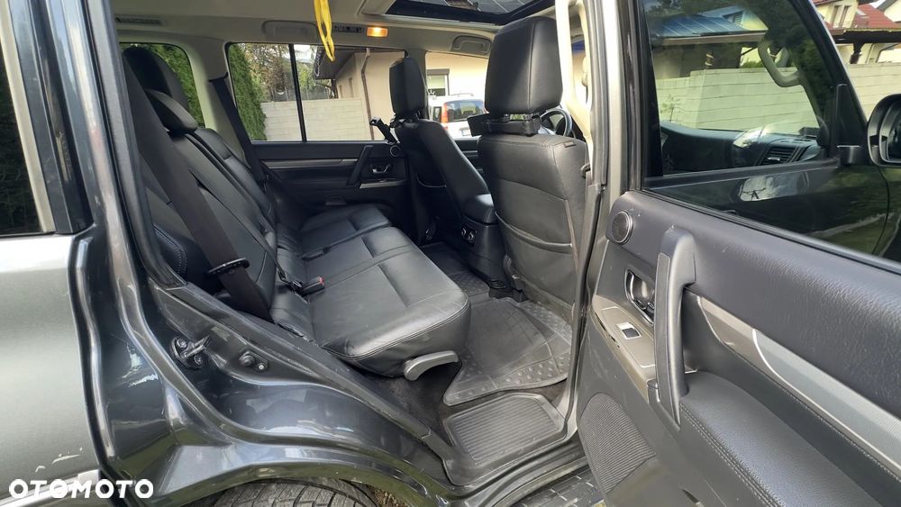 Mitsubishi Pajero 3.2 DID Instyle EU6 - 10