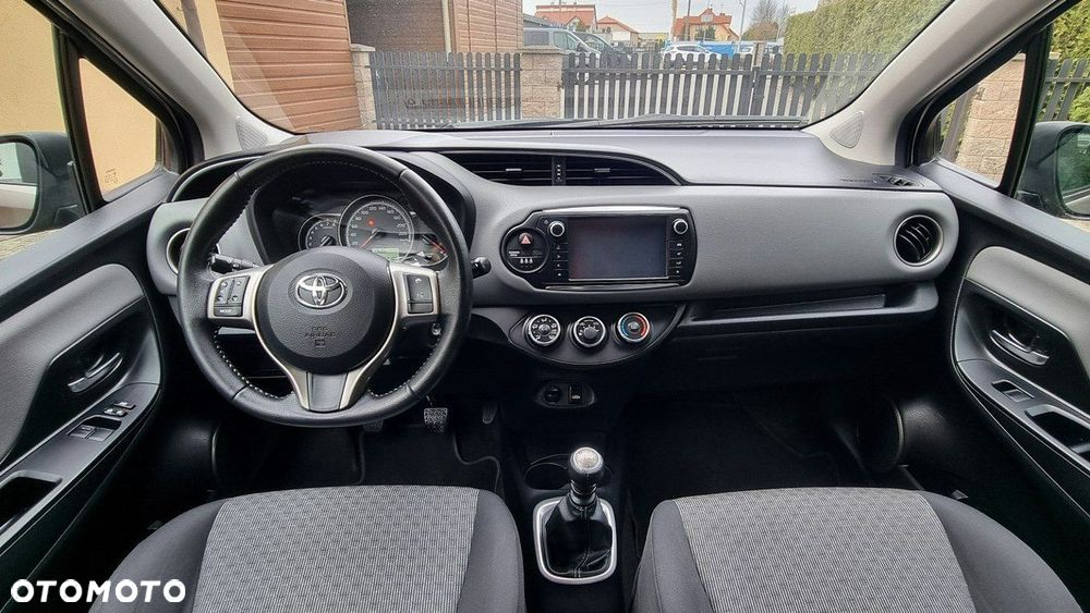 Toyota Yaris - 13