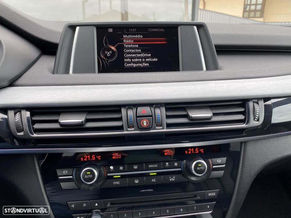 BMW X5 30 d xDrive Pack M - 11