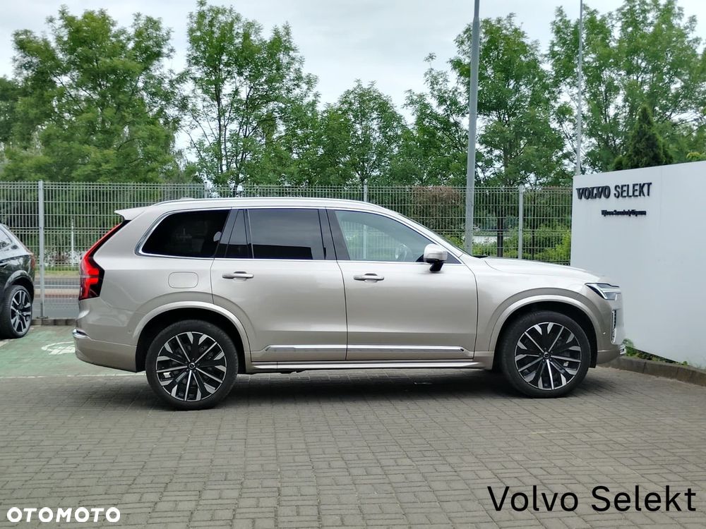 Volvo XC 90 - 7