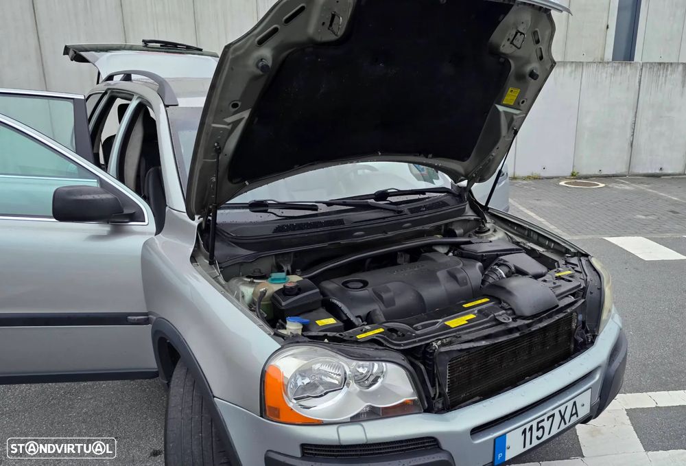 Volvo XC 90 2.4 D5 7L Executive - 12