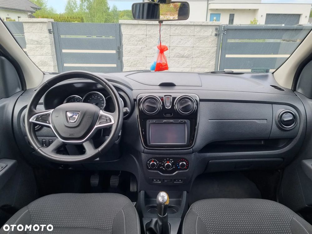 Dacia Lodgy 1.6 SCe Connected by Orange S&S - 24