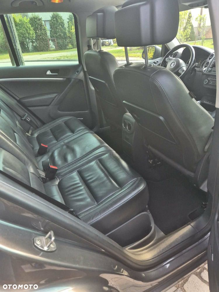 Volkswagen Tiguan 2.0 TDI DPF 4Motion BlueMotion Technology DSG Sport & Style - 13