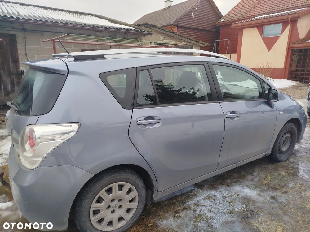 Toyota Verso 1.8 7-Sitzer Life - 3