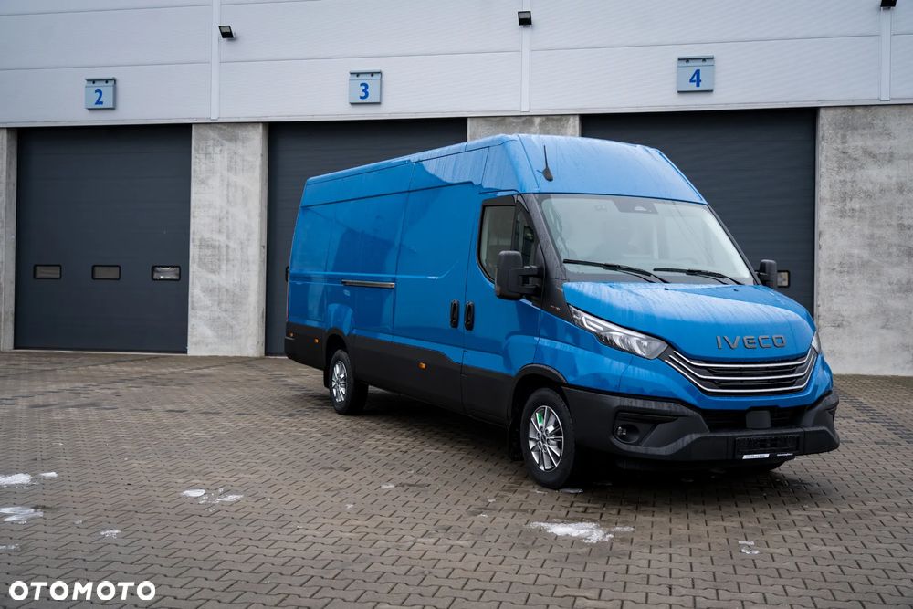 Iveco 35S18H V 3.0 Diesel 180 KM MT6 Furgon L4H2 - 9