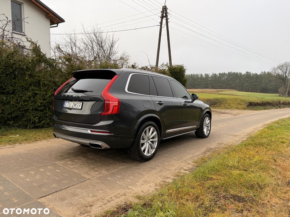 Volvo XC 90 - 6