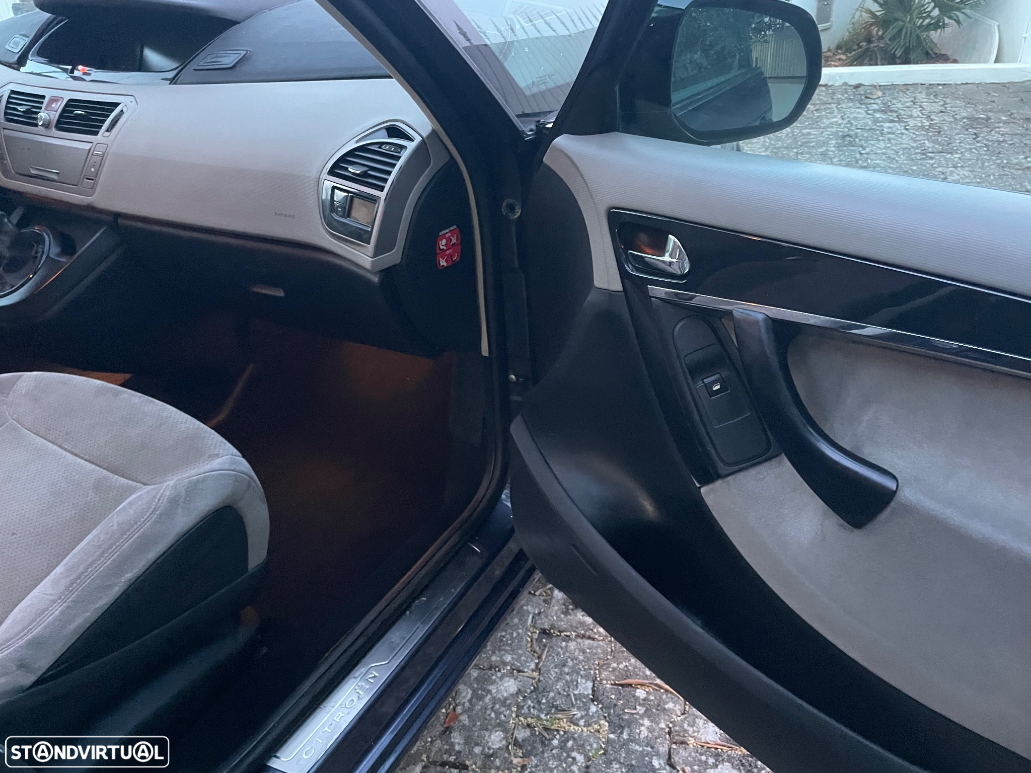 Citroën C4 Grand Picasso - 23
