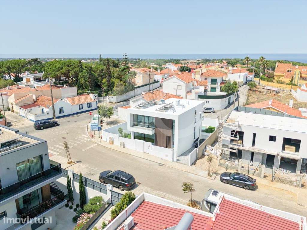 Moradia T4 isolada com piscina situada em Murches Alcabideche Cascais - Grande imagem: 5/41