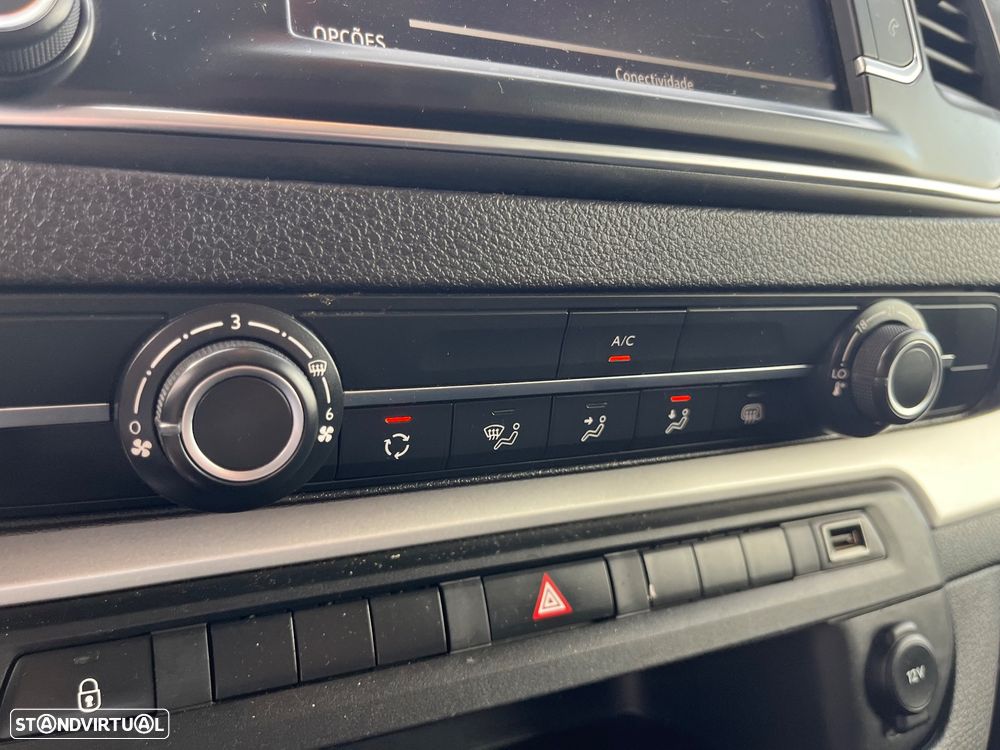 Opel Vivaro 2.0 CDTI 6 lugares Versão Longa - 38