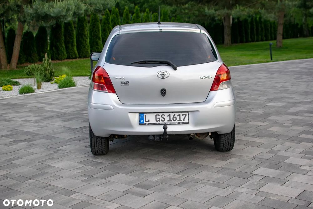 Toyota Yaris - 24