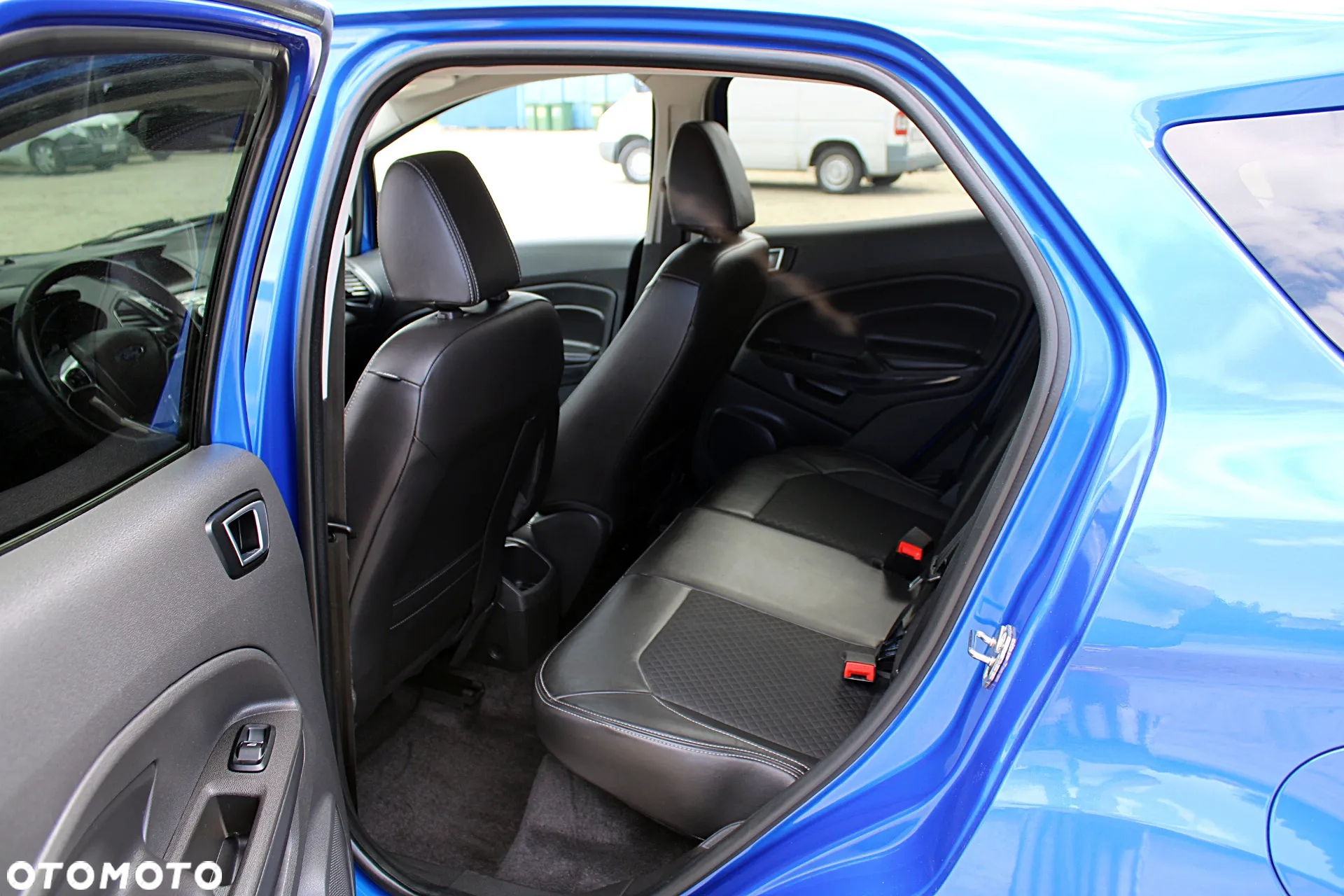 Ford EcoSport 1.5 EcoBlue ST-LINE - 14