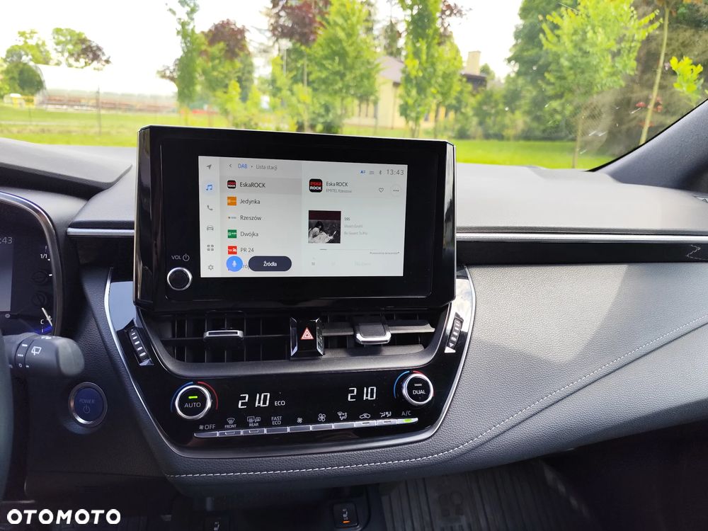 Toyota Corolla 1.8 Hybrid GPF Comfort - 25