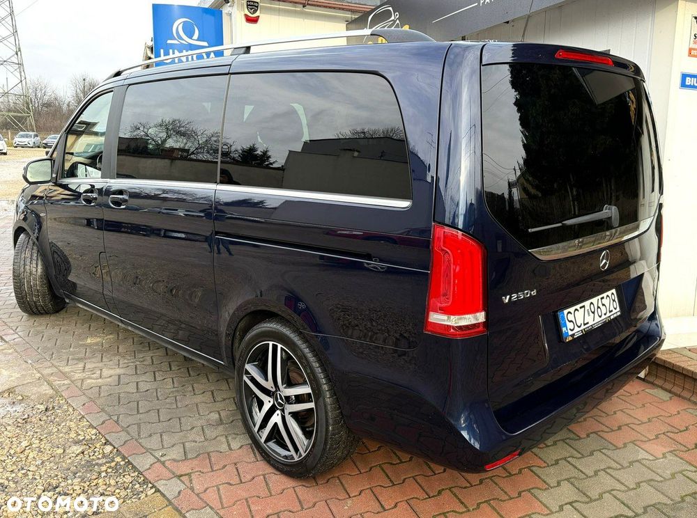 Mercedes-Benz Klasa V - 5