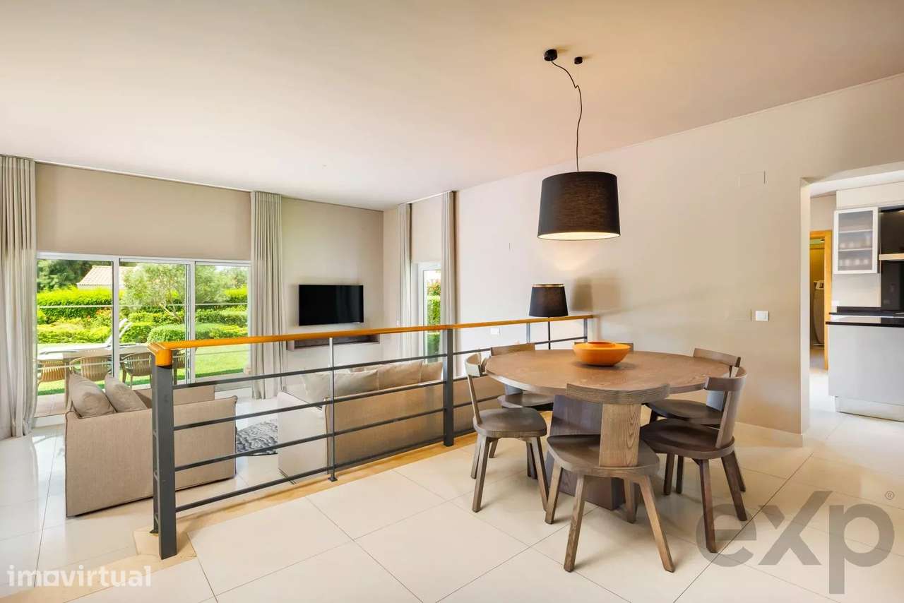 Moderna Moradia T4 com Piscina Privada no Vale da Lapa Resort - Grande imagem: 3/35