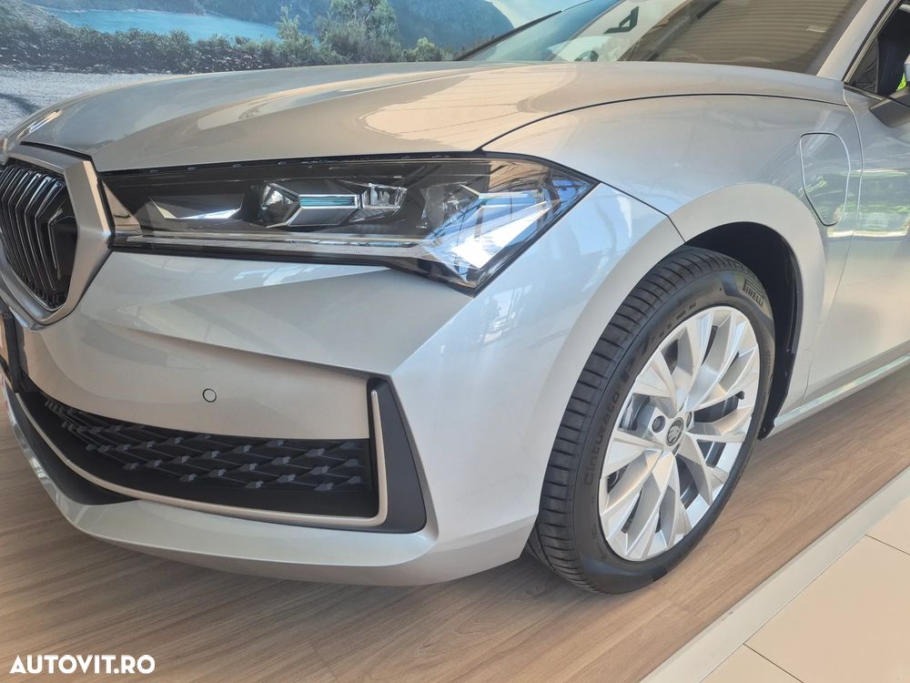 Skoda Superb 1.5 TSI iV DSG Selection - 6