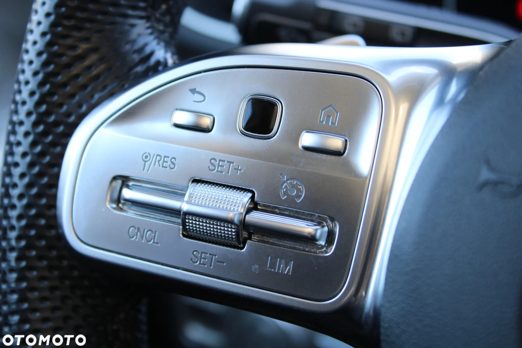 Mercedes-Benz GLE 400 d 4-Matic - 27