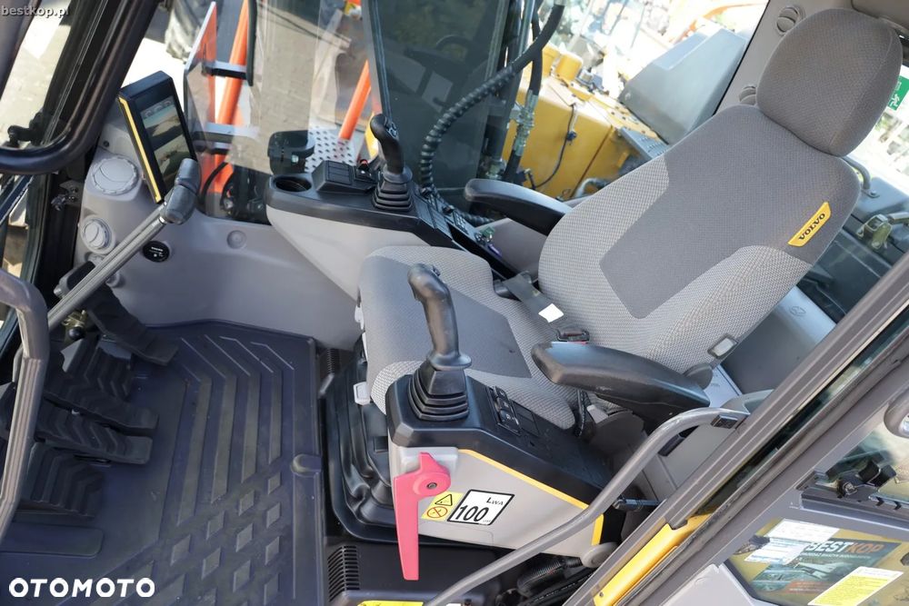 Volvo EC140EL - 19