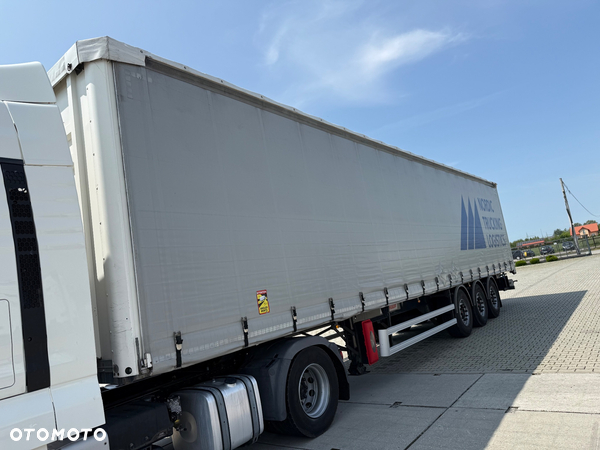Fruehauf FRUEHAUF / FIRANKA / PODŁOGA SZYNA DESKA / STANDARD / OSIE SAF INTRAX / STAN BDB / Z FRANCJI / / /