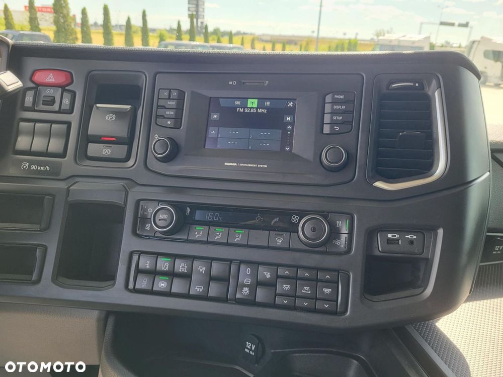 Scania R 450 A4x2EB Mega - 18
