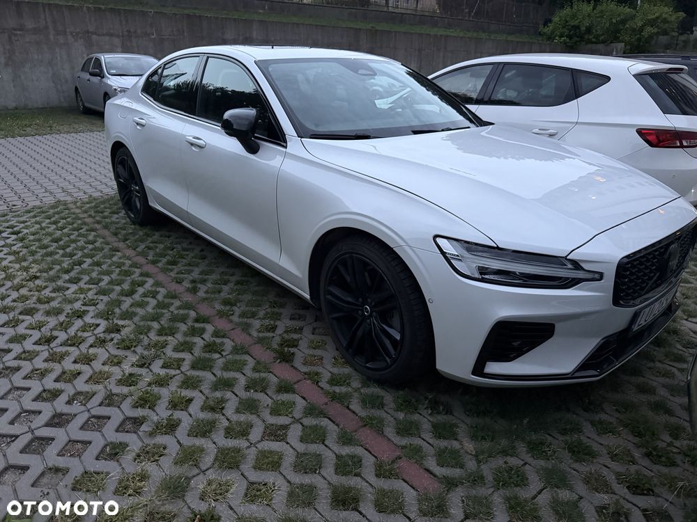 Volvo S60 T8 Recharge AWD Plus Dark - 2