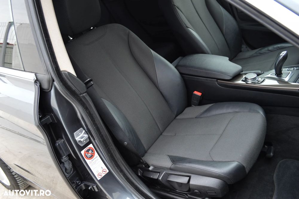 BMW Seria 3 320d xDrive Aut. Luxury Line - 34