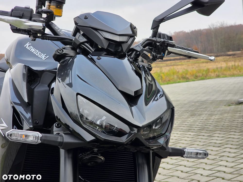 Kawasaki Z - 7