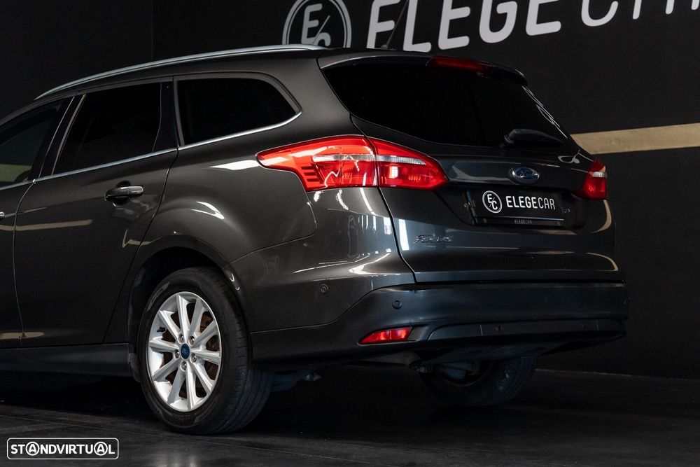 Ford Focus - 10