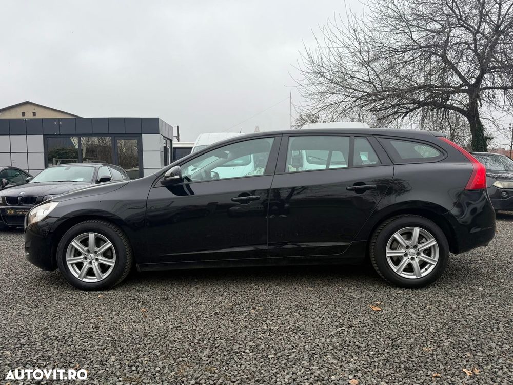 Volvo V60 DRIVe Geartronic Powershift Kinetic - 2