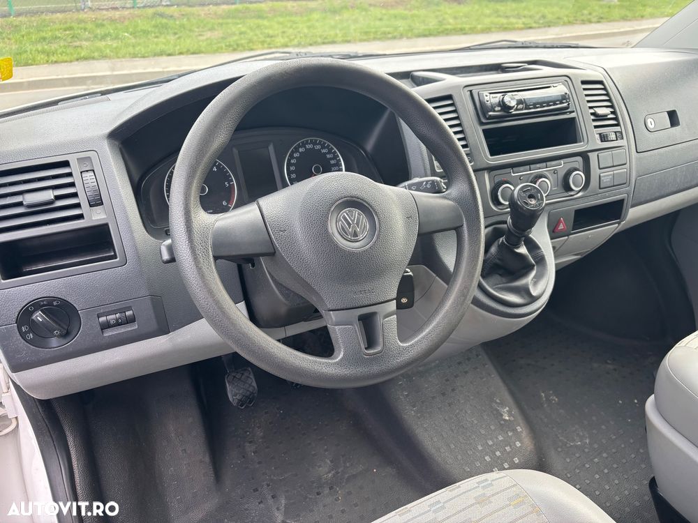 Volkswagen Transporter - 5
