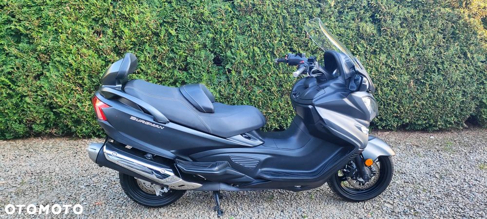 Suzuki Burgman - 1