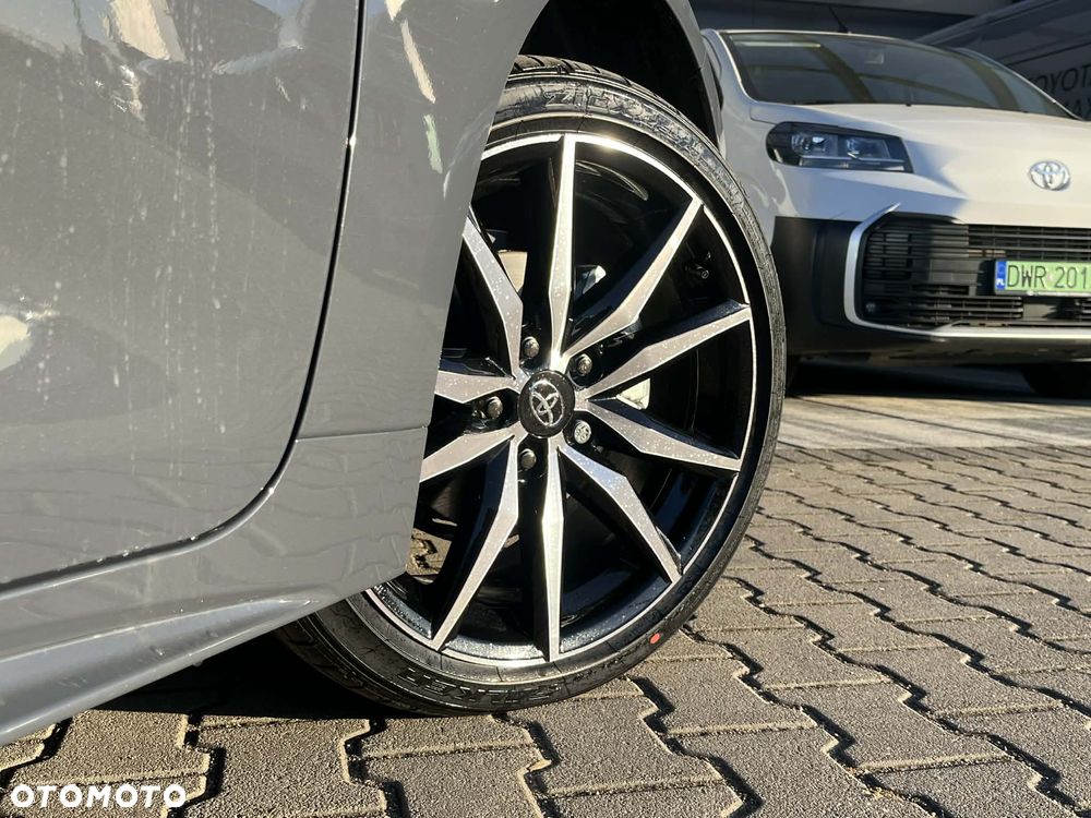 Toyota Corolla 1.8 Hybrid GR Sport - 9