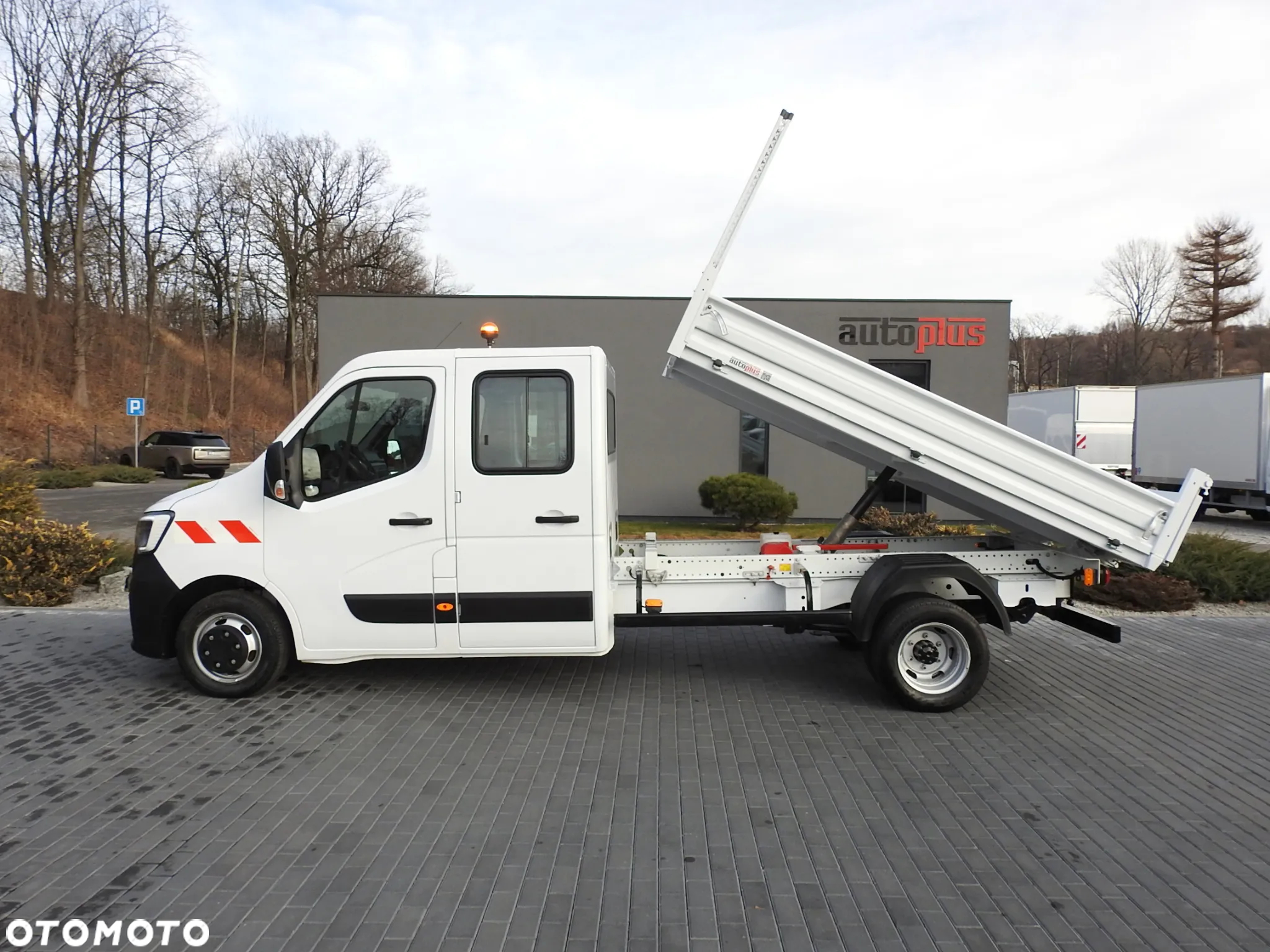 Renault MASTER  WYWROTKA PODWÓJNA KABINA DOKA 6 MIEJSC TEMPOMAT LEDY BLIŹNIACZE KOŁA KLIMATYZACJA 130KM [ 572732 ] - 9