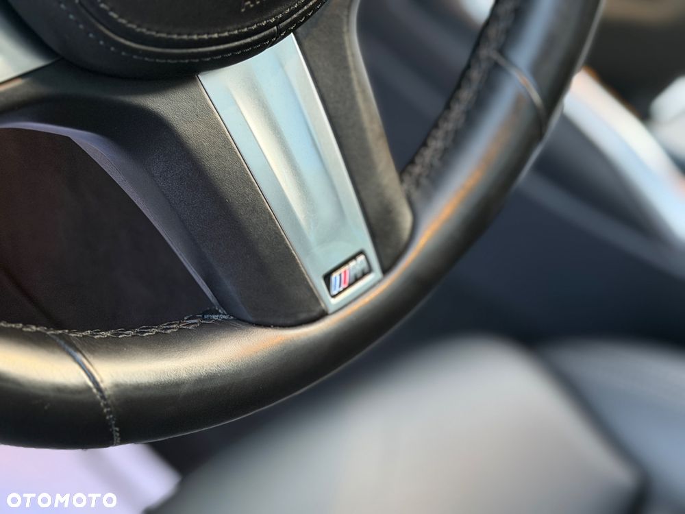 BMW Seria 3 320d M Sport - 23
