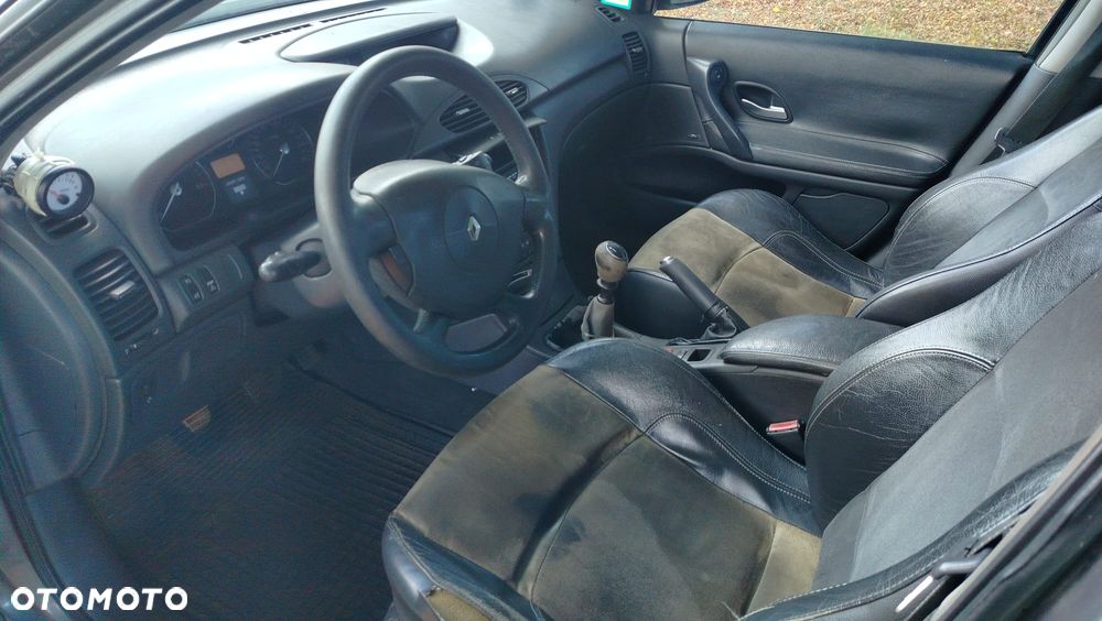 Renault Laguna 2003 photo 3