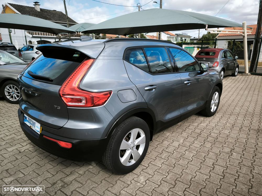 Volvo XC 40 1.5 T3 Tech Edition - 6