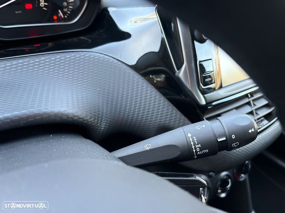 Peugeot 208 1.2 PureTech Style - 30