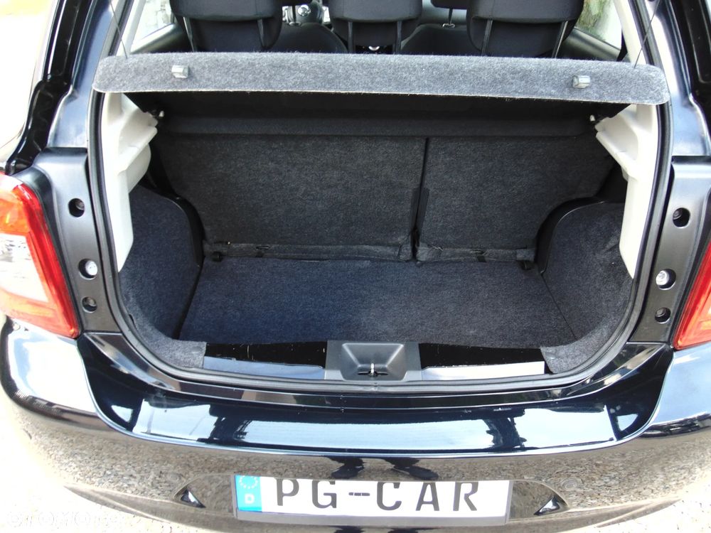 Nissan Micra - 23