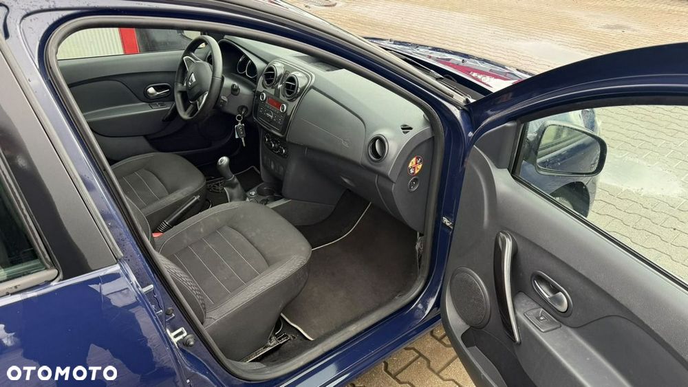 Dacia Sandero - 10