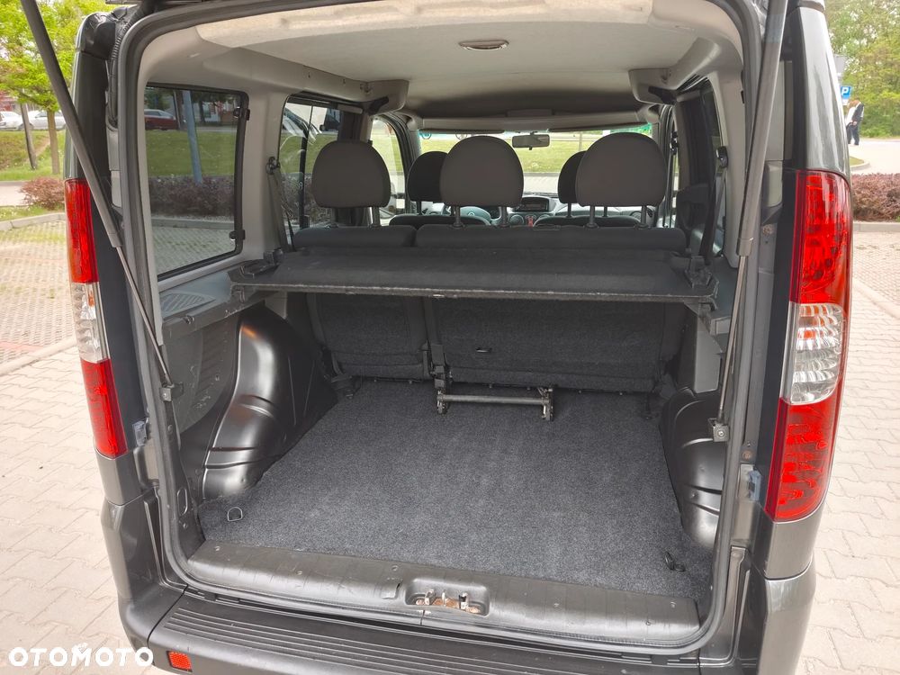 Fiat Doblo 1.9 JTD Dynamic - 13