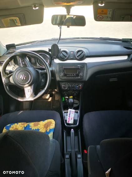 Suzuki Swift - 3