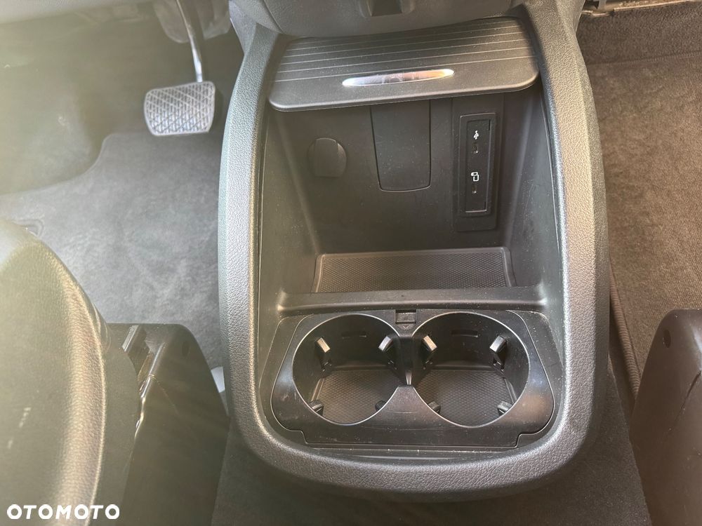 Mercedes-Benz Klasa V 300 d kompakt 9G-TRONIC Special Edition Style - 22