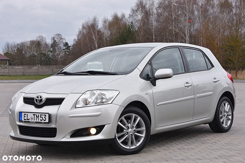 Toyota Auris 1.6 Luna - 10