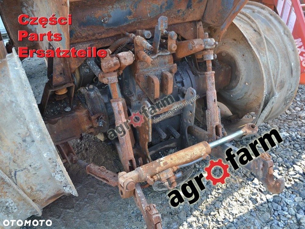 Case 856 części, skrzynia biegów, silnik - 3