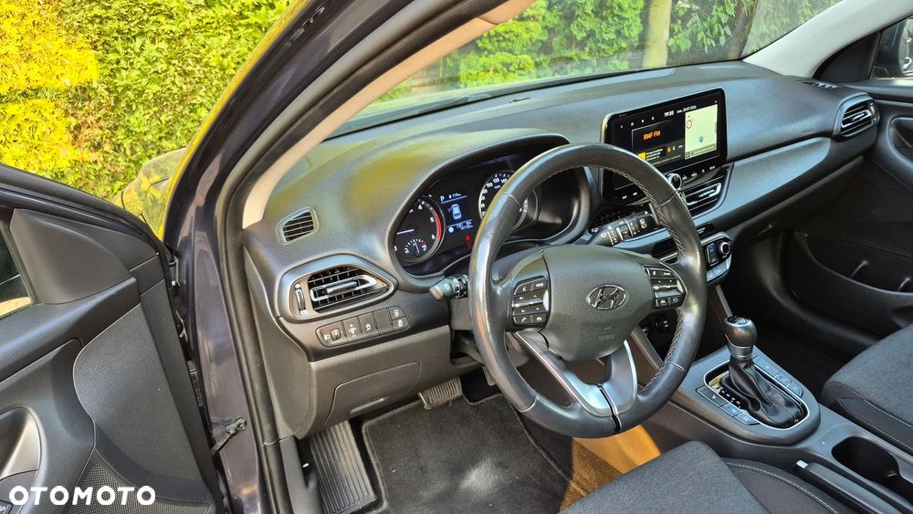 Hyundai i30 1.6 CRDI 48V-Hybrid DCT EDITION 30+ - 17