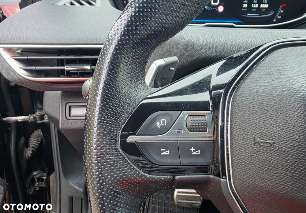 Peugeot 5008 - 10
